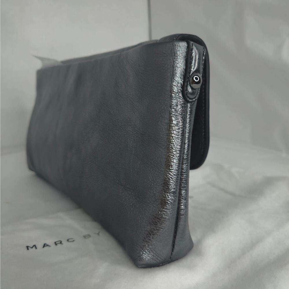NWT Marc by Marc Jacobs Leather Gunpowder Metallic Clutch Purse - Picture 9 of 9